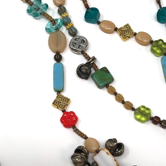 Hand Knotted Necklace - Picture 4 of 8